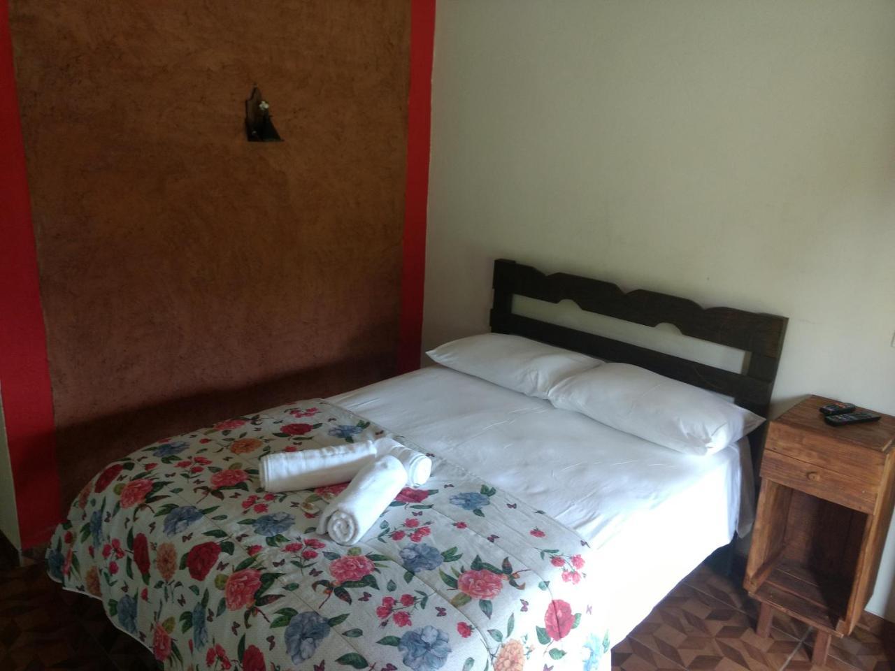 Camping Das Aguas Pirenopolis Exterior photo